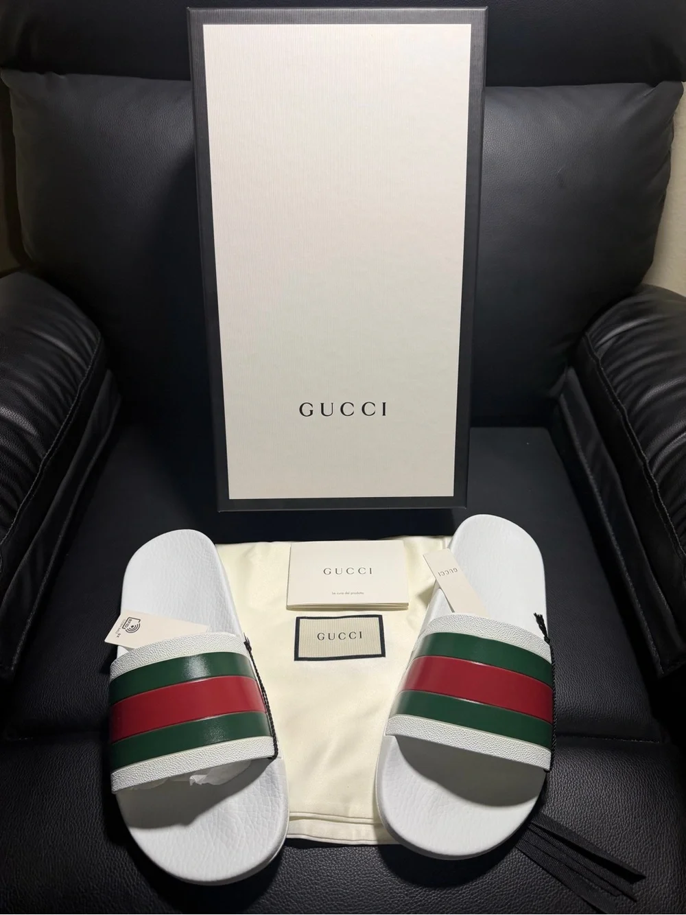 Gucci pursuit pool White Slides Sandals
